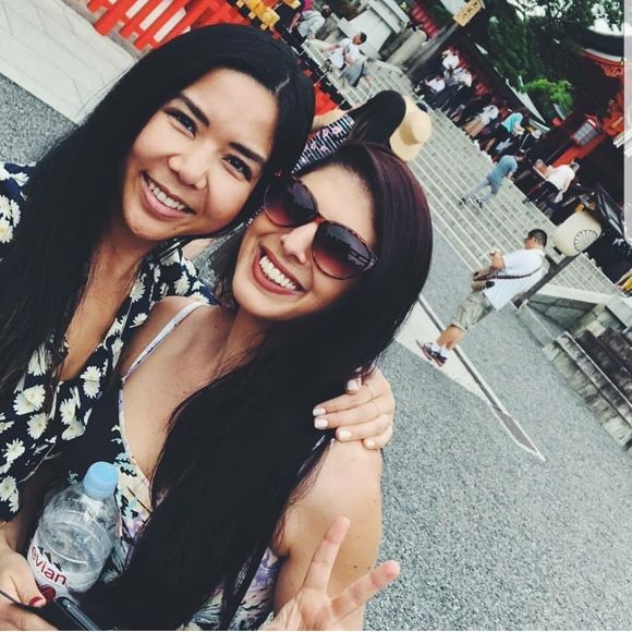 Meet your Posher, Joanne - Picture 1 of 1